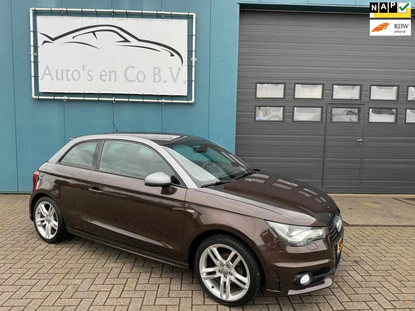 Audi A1 1.2 TFSI Pro Line S 2xS-line Clima Cruise Navigati Bruin - 1