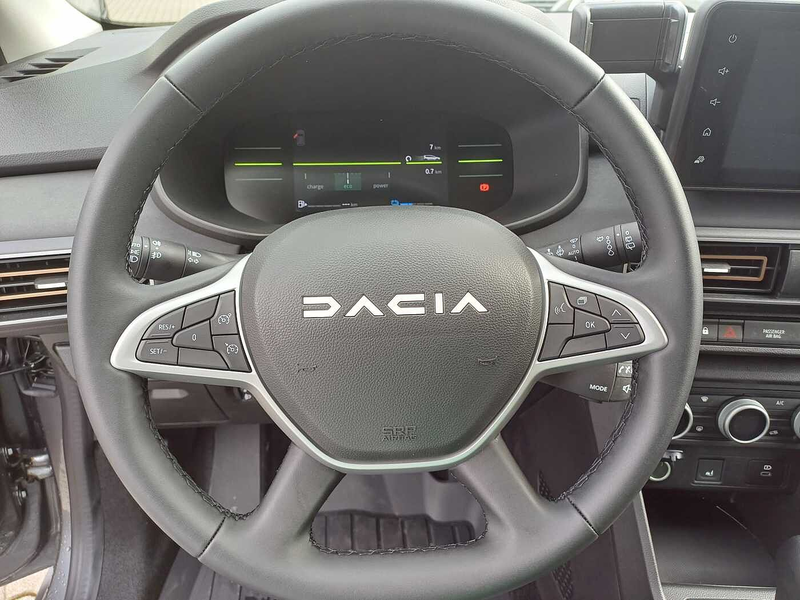 Dacia Jogger 1.6 HYBRID140 Extreme 7-Sitzer/SITZHEIZUNG/KAMERA — photo 11