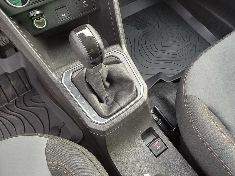 Dacia Jogger 1.6 HYBRID140 Extreme 7-Sitzer/SITZHEIZUNG/KAMERA — photo 13