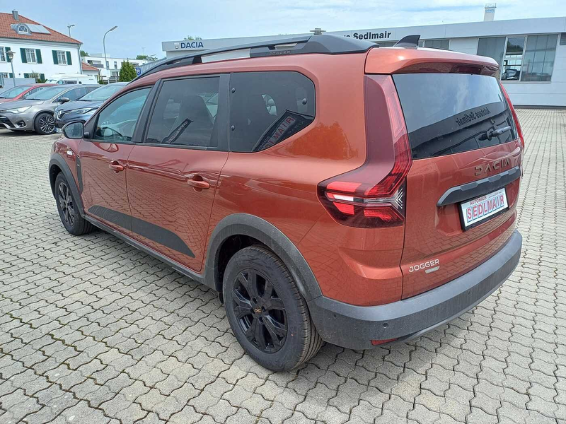 Dacia Jogger 1.6 HYBRID140 Extreme 7-Sitzer/SITZHEIZUNG/KAMERA — photo 3