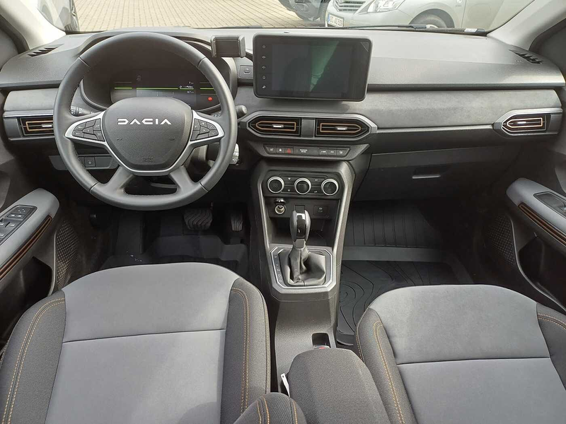 Dacia Jogger 1.6 HYBRID140 Extreme 7-Sitzer/SITZHEIZUNG/KAMERA — photo 9