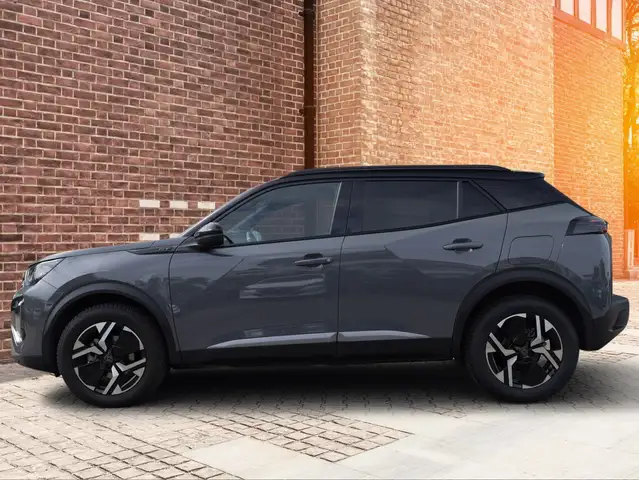 Peugeot 2008 view 3