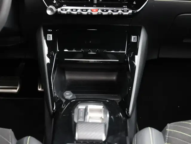 Peugeot 2008 view 14