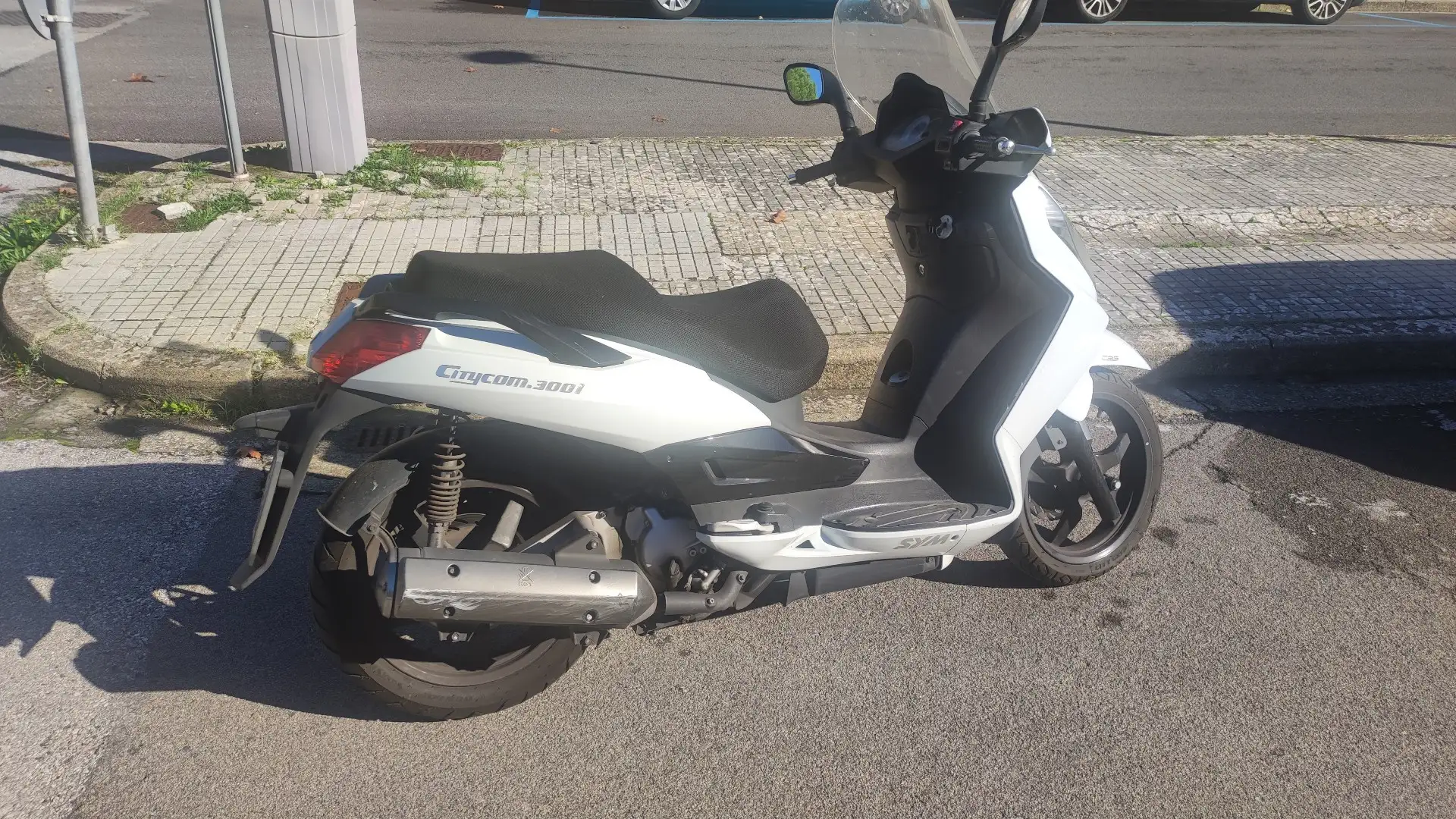 SYM Citycom 300 Weiß - 2