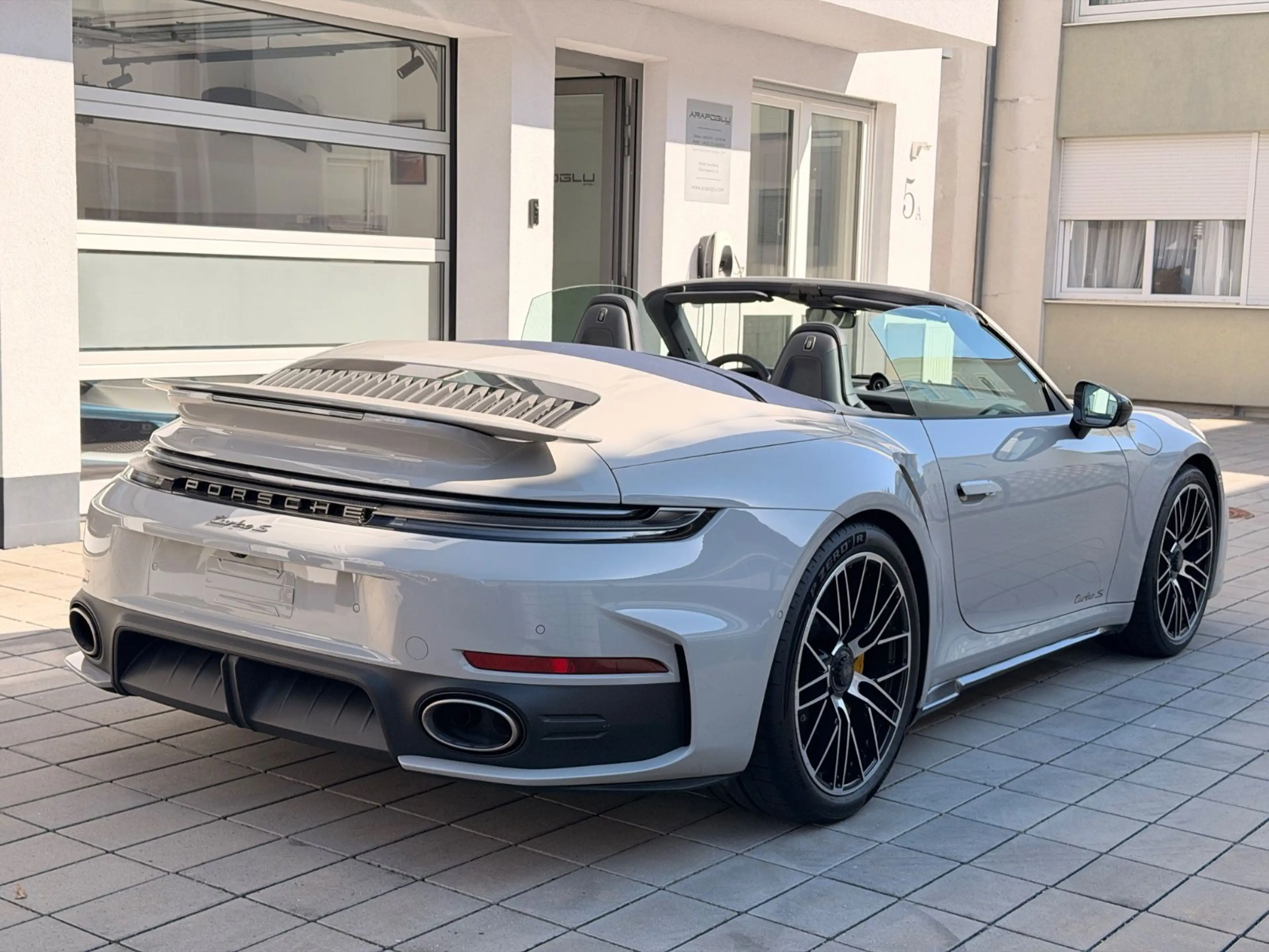 Porsche 992 .2 Turbo S Cabriolet *BURM*CARBON*BICOLOR-INT — photo 12