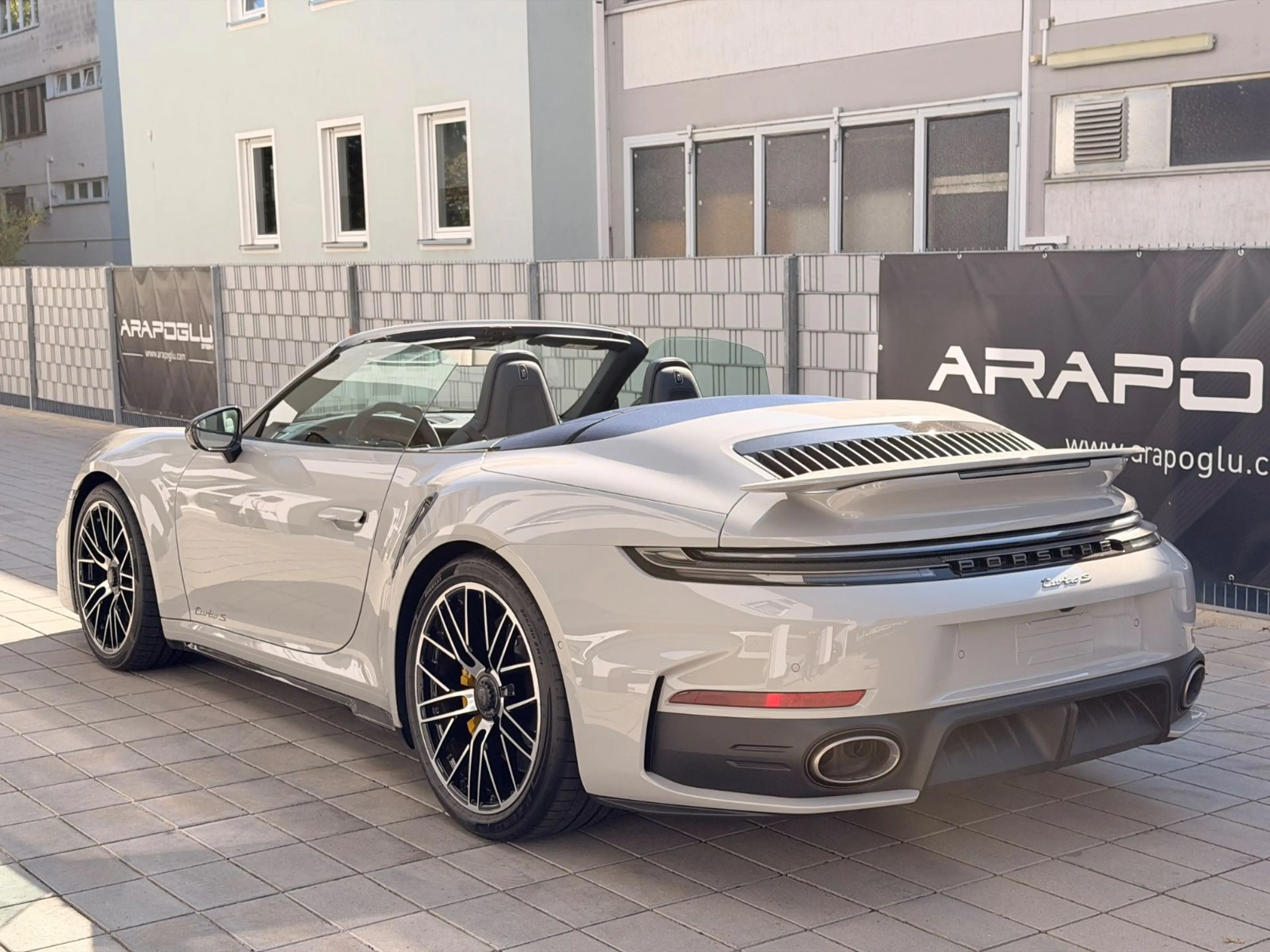 Porsche 992 .2 Turbo S Cabriolet *BURM*CARBON*BICOLOR-INT — photo 8
