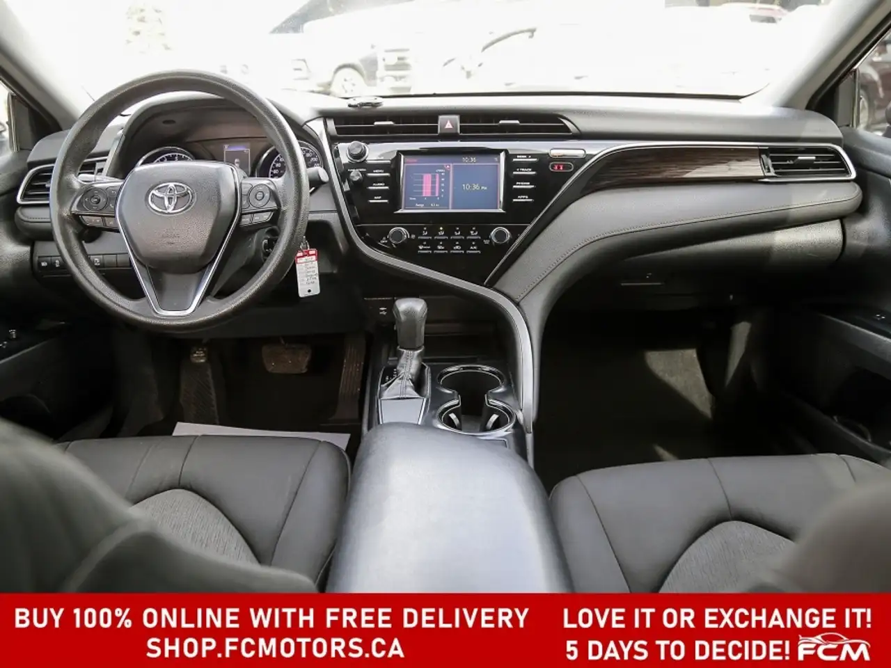 Toyota Camry снимка Toyota Camry