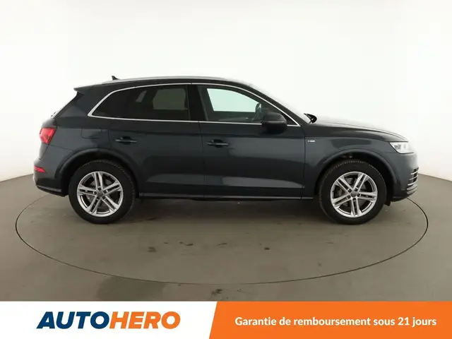 Audi Q5 view 7