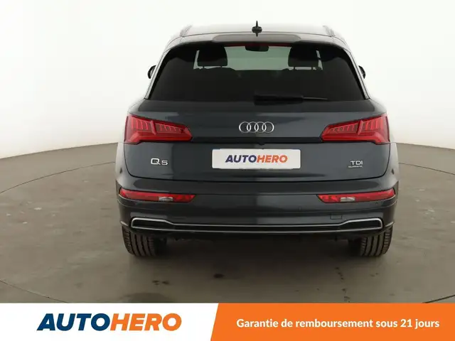 Audi Q5 view 5