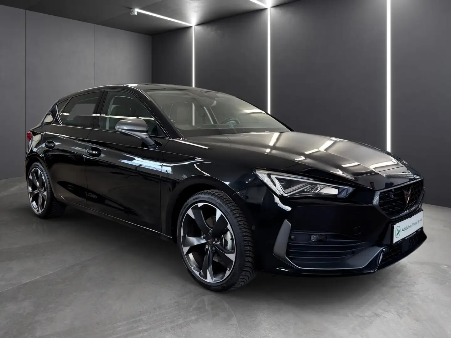 CUPRA Leon 1.5 eTSI DSG OPF - LED, Navi, Paket XL Noir - 2