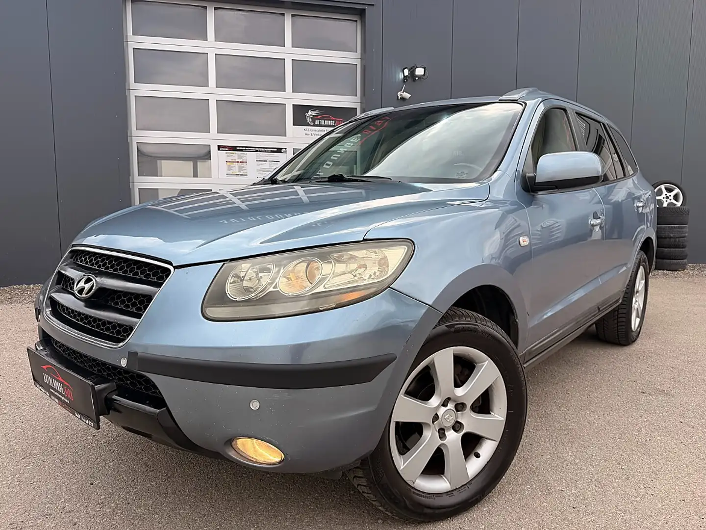 Hyundai SANTA FE Santa Fe 2,2 CRDi 4WD Automatik PICKERL:03/2027... Grau - 1