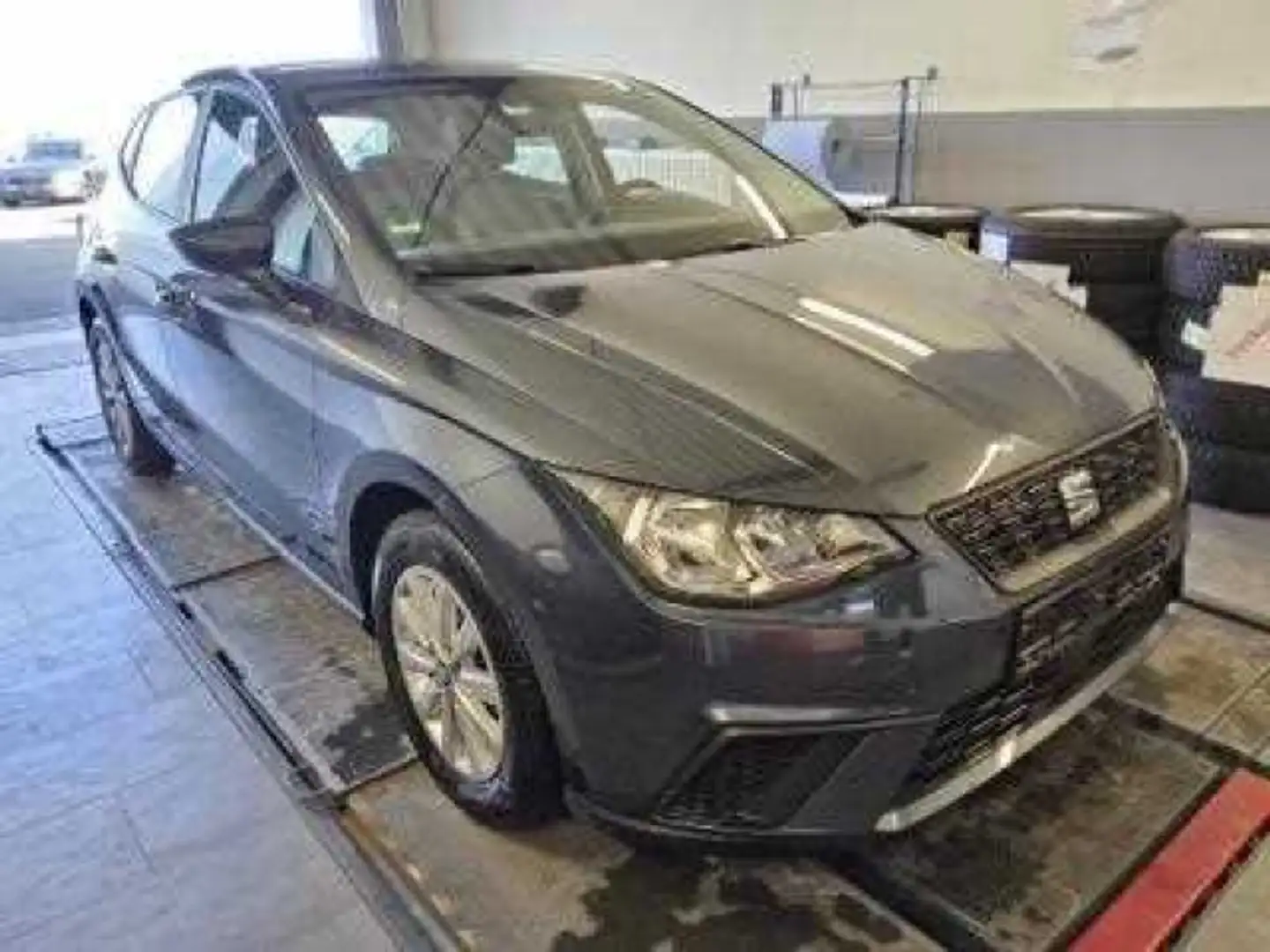SEAT Ibiza 1.0 TSI Style CARPLAY WINTER PAKET ERLEBNI Gris - 2