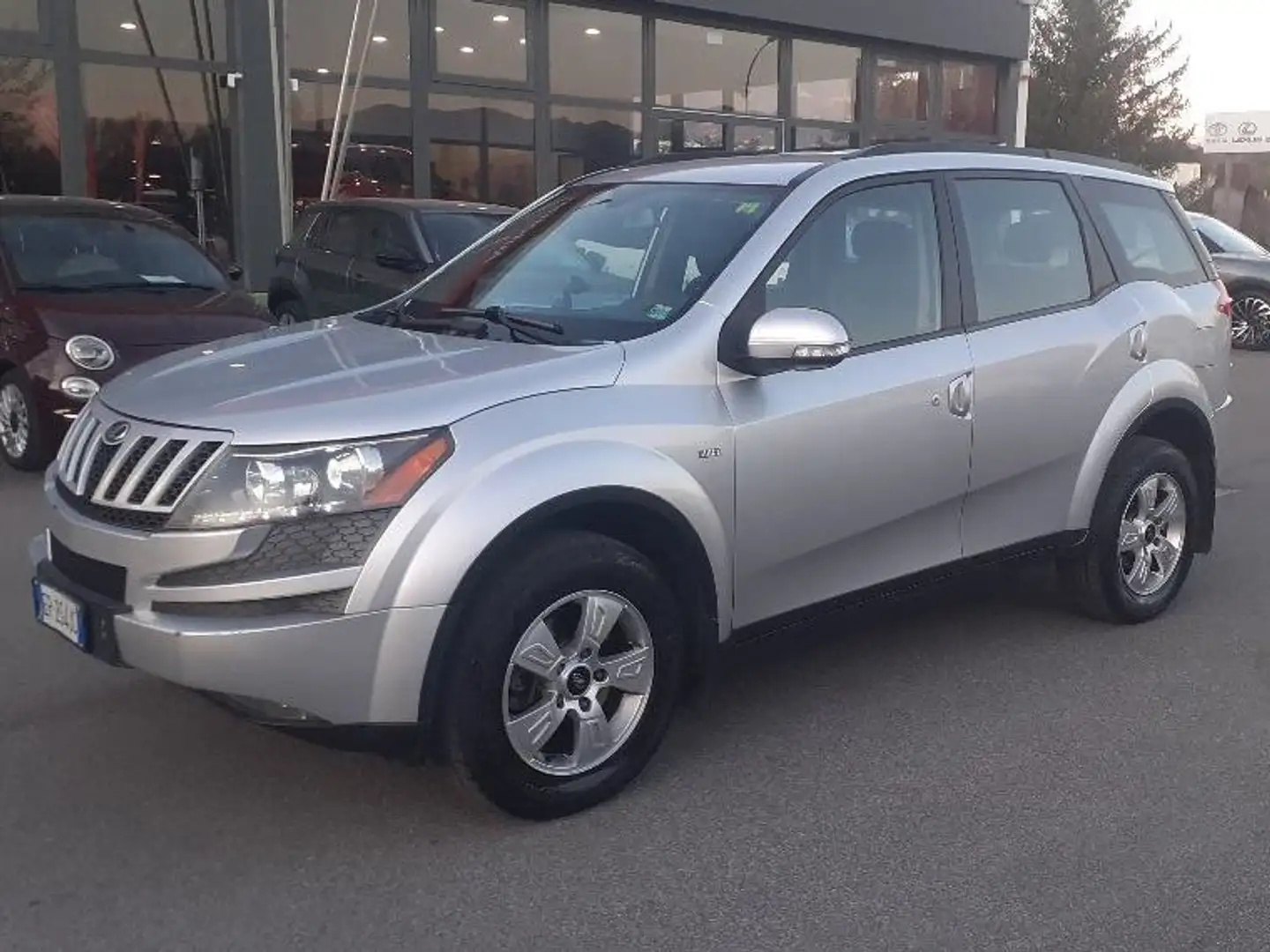 Mahindra XUV500 XUV500 2.2 16v W8 fwd 7p ti M1 - 1