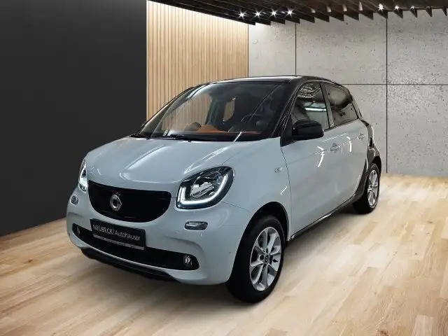 smart forFour Cool&Media/Pano./Autom./Klima/Sitzhzg./ Steuercode für Ausstattungslinien (passion/prime/proxy)/Pano.-Dach/MF-Lenkrad
