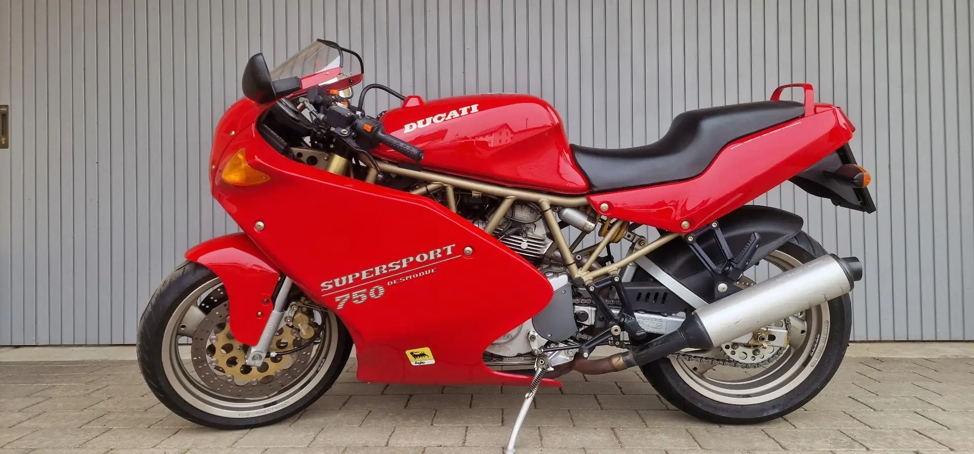 Ducati 750 SS Червоний - 1