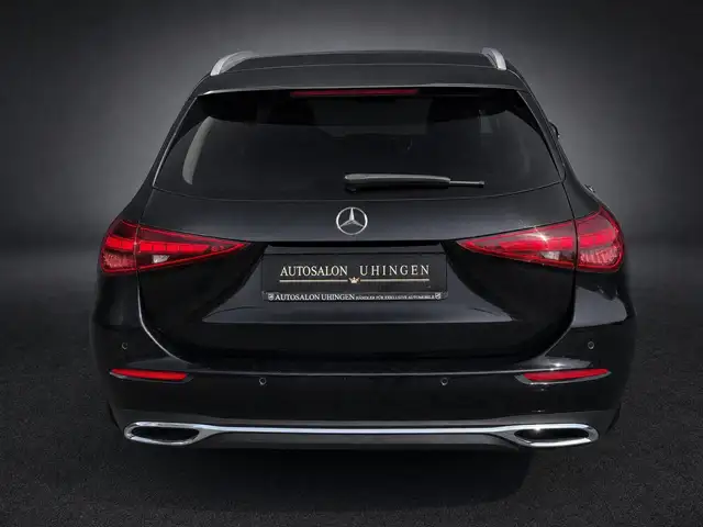 Mercedes-Benz C-Class view 7