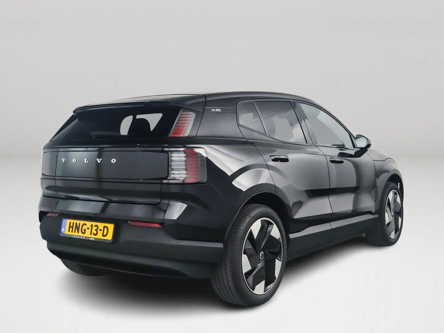 Volvo EX30 Single Motor Extended Range Plus 69 kWh | Parkeerc Zwart - 2