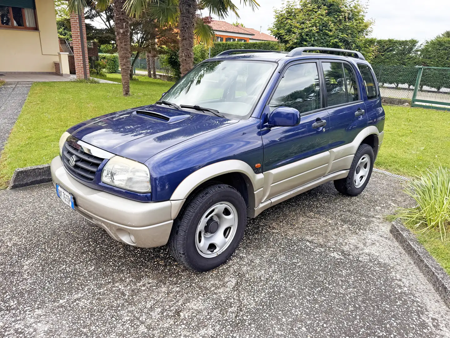 Suzuki Grand Vitara Grand Vitara I 2001 5p 2.0 tdi Modrá - 2