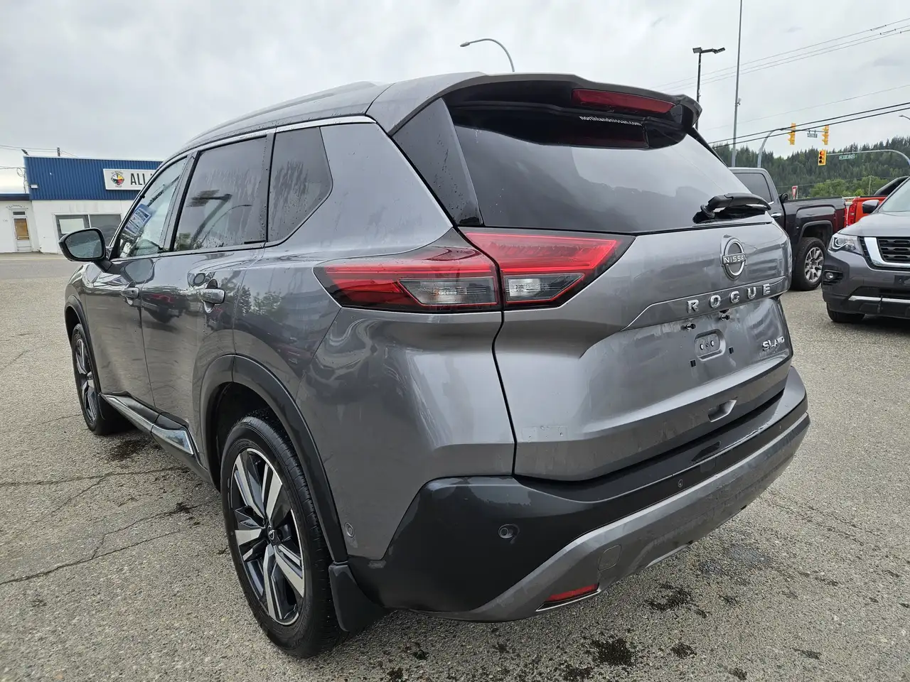 Nissan Rogue снимка Nissan Rogue