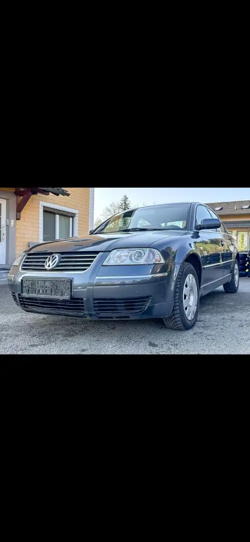 Volkswagen Passat 1,9 TDI PD Aut. - 1