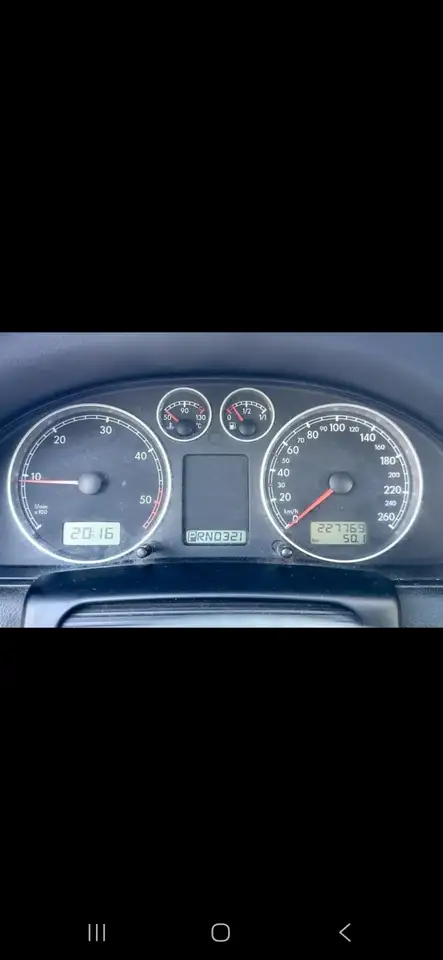 Volkswagen Passat 1,9 TDI PD Aut., foto 8