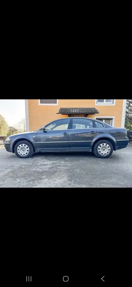 Volkswagen Passat 1,9 TDI PD Aut., foto 2