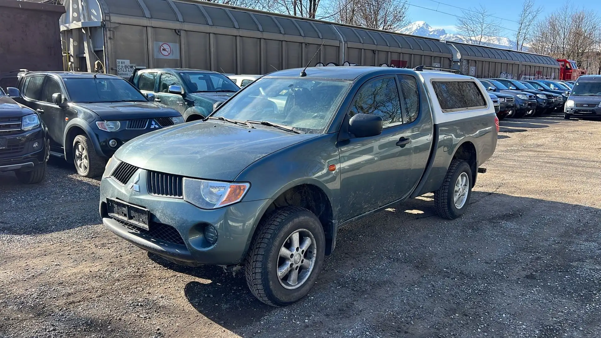 Mitsubishi L200 2.5 TD / 1.5 Kabine - 1