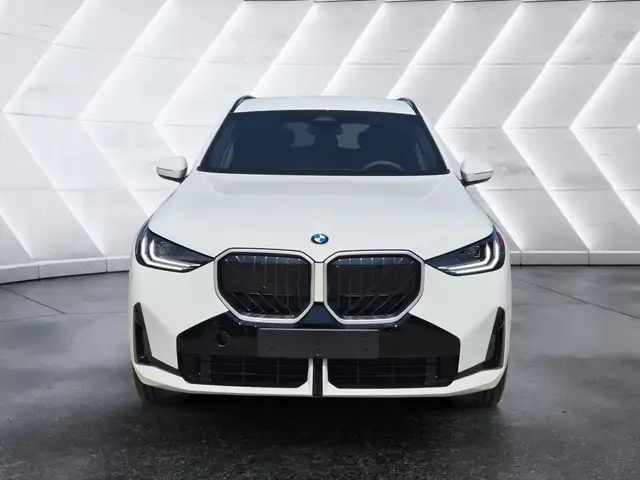 BMW X3 view 2