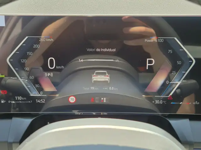 BMW X3 view 12