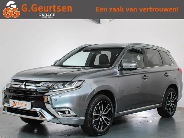 Mitsubishi Outlander 2.4 PHEV Intense+ Panoramadak, Camera, Navigatie,