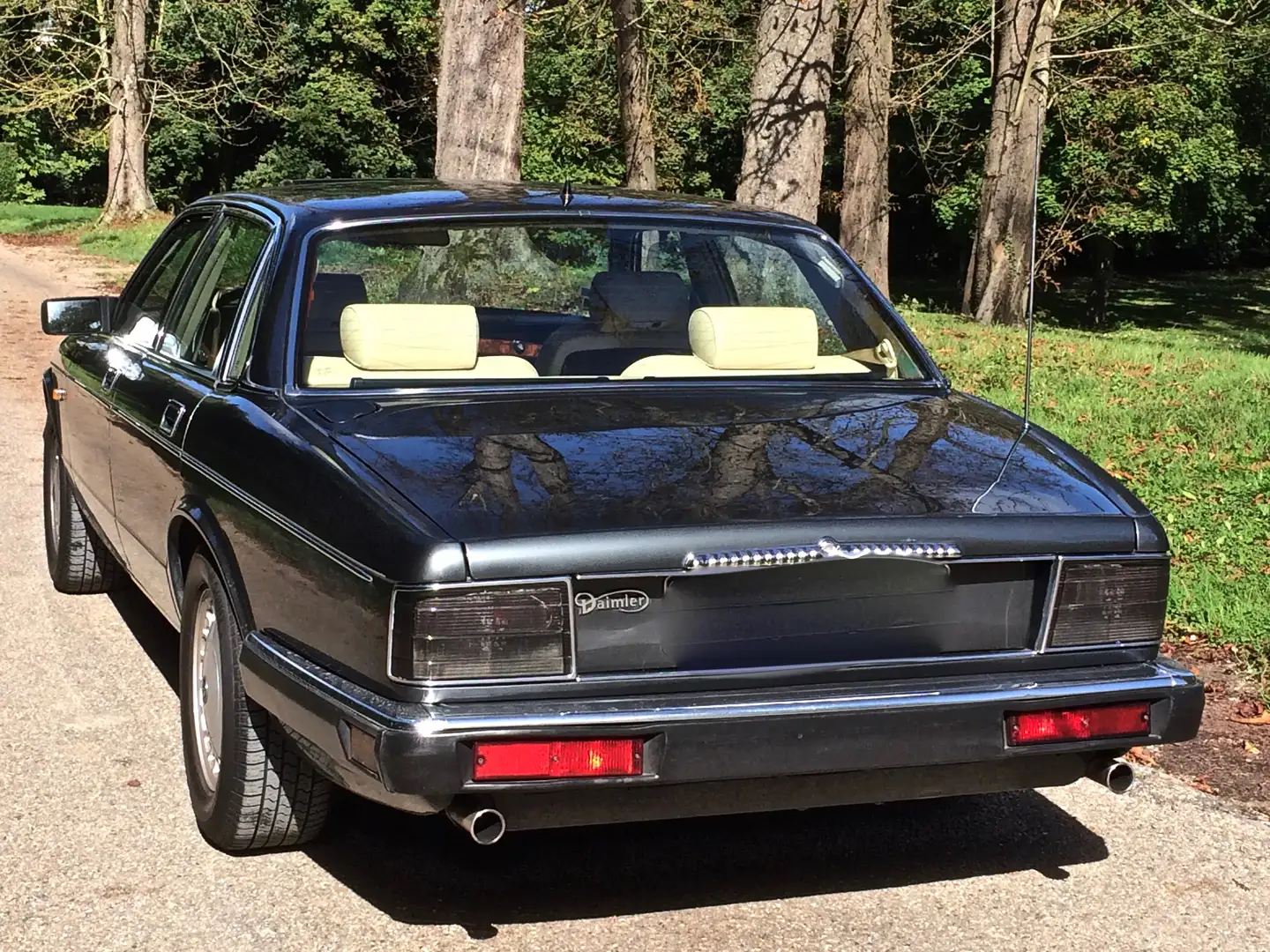 Jaguar XJ40 Daimler 4.0 BVA Szary - 1