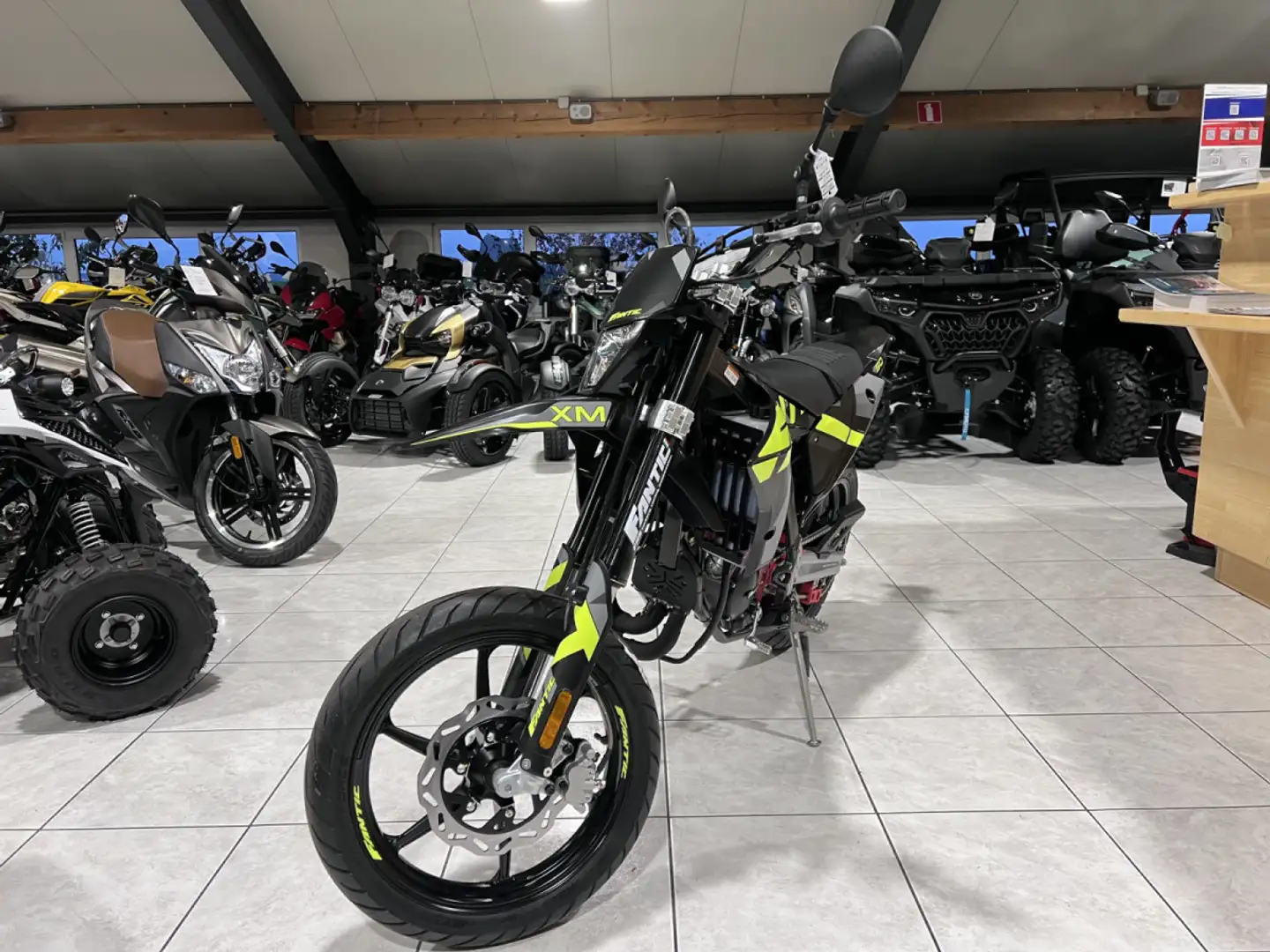 Fantic 50M Motard PERFORMANCE 2T Negro - 2