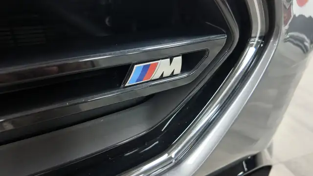 BMW 1 Series view 10