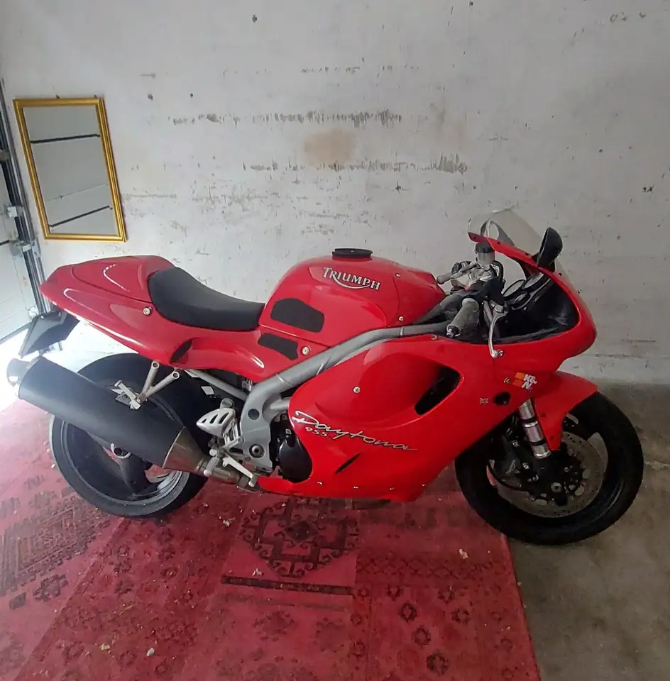 Triumph Daytona 955i