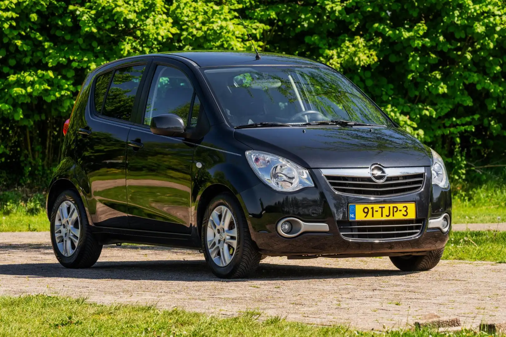 Opel Agila 1.0 Edition 1e Eig. 72.400 km +NAP NL-auto Zwart - 2