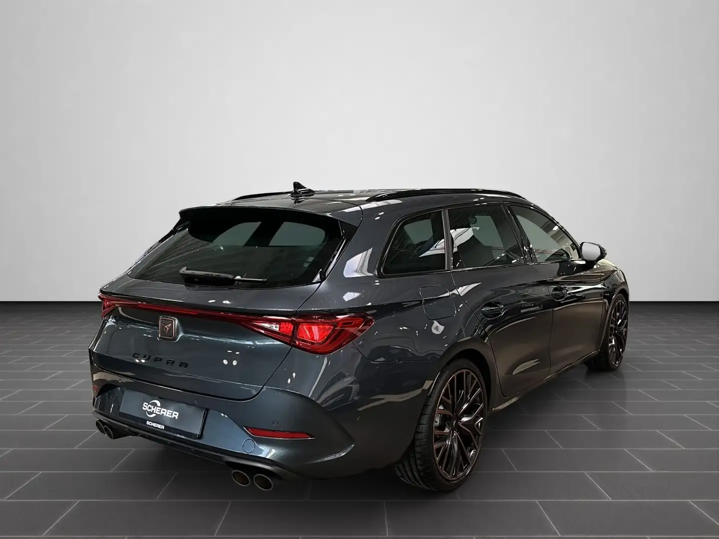 CUPRA Leon Sportstourer VZ 2.0 TSI 4DRIVE Carplay Rück Grau - 2