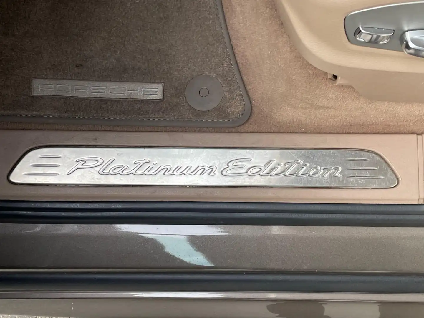 Porsche Cayenne S Tiptronic Braun - 2