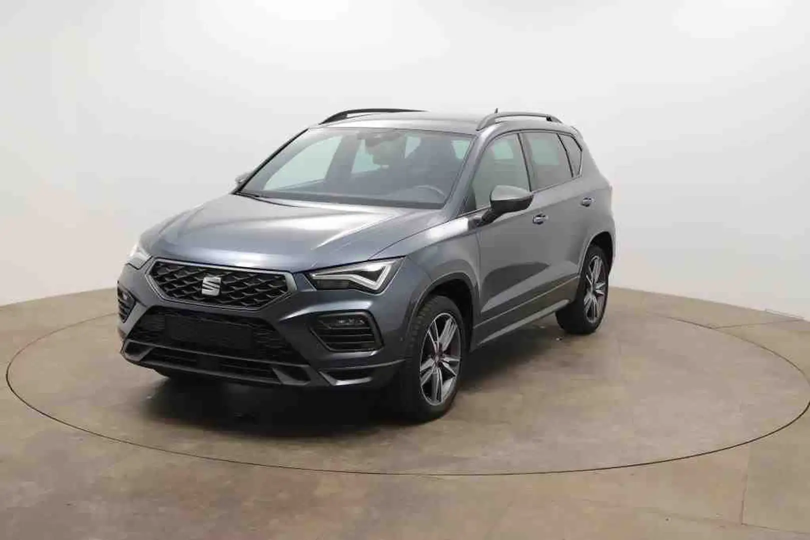 SEAT Ateca 1.5 TSI Navi LED AHK SHZ Memory Grau - 1