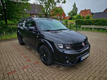 Freemont 2.0 Multijet 16V DPF Automatik Allrad Black Code