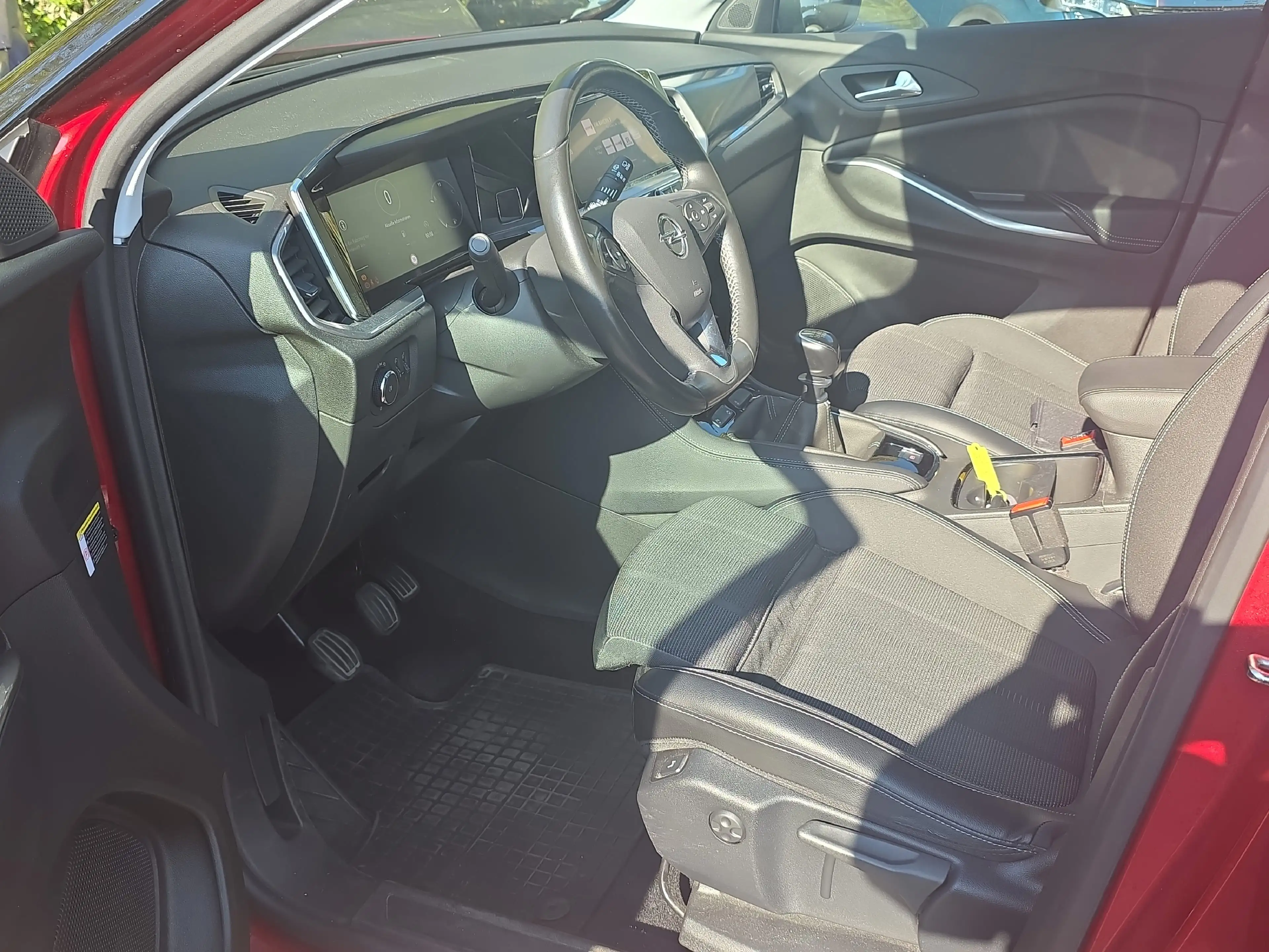 Opel Grandland 1.2 Turbo  GS Line *360 Grad Kamera* — photo 10