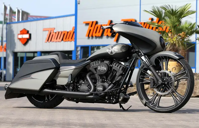 Harley-Davidson Street Glide - foto 5