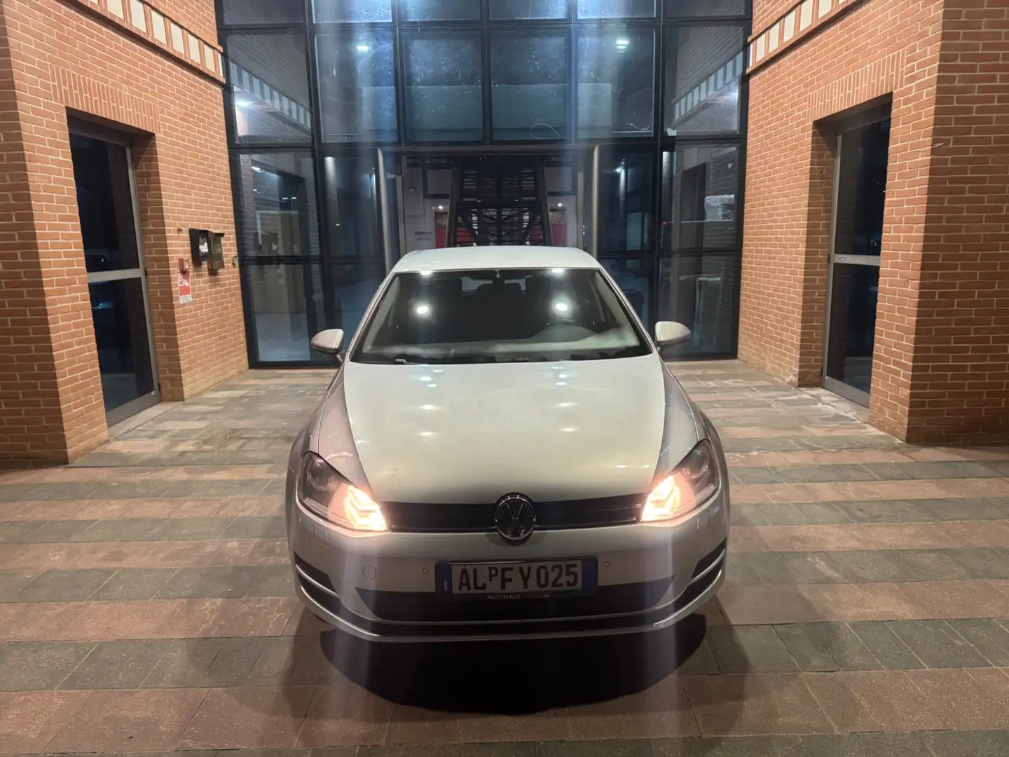 Volkswagen Golf 1.2 TFSI Gris - 1