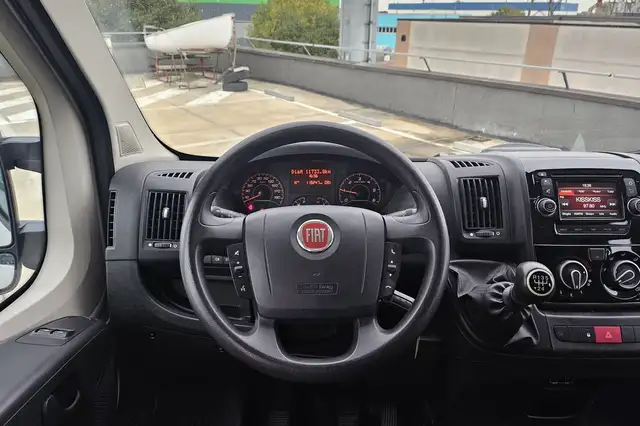 Fiat Ducato view 19