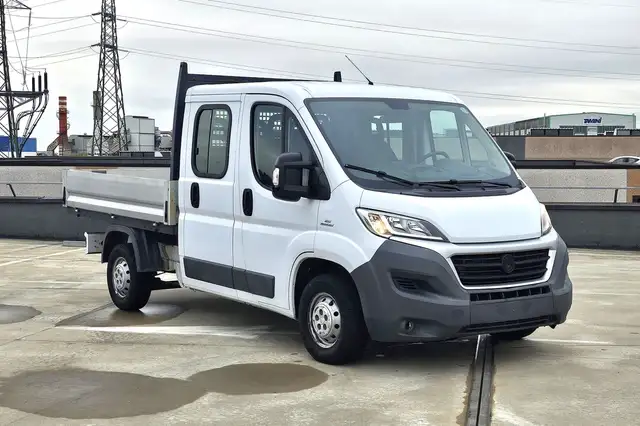 Fiat Ducato view 2