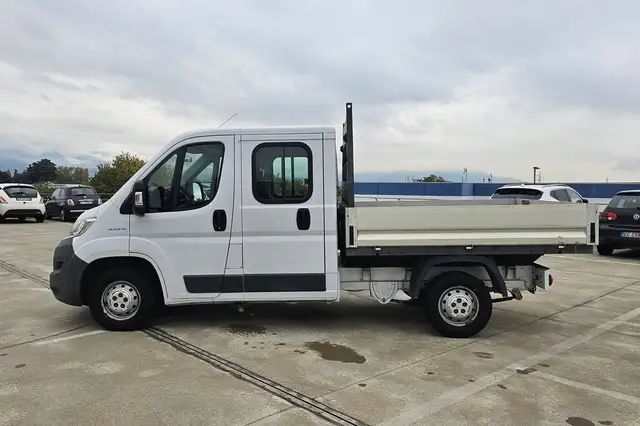 Fiat Ducato view 8