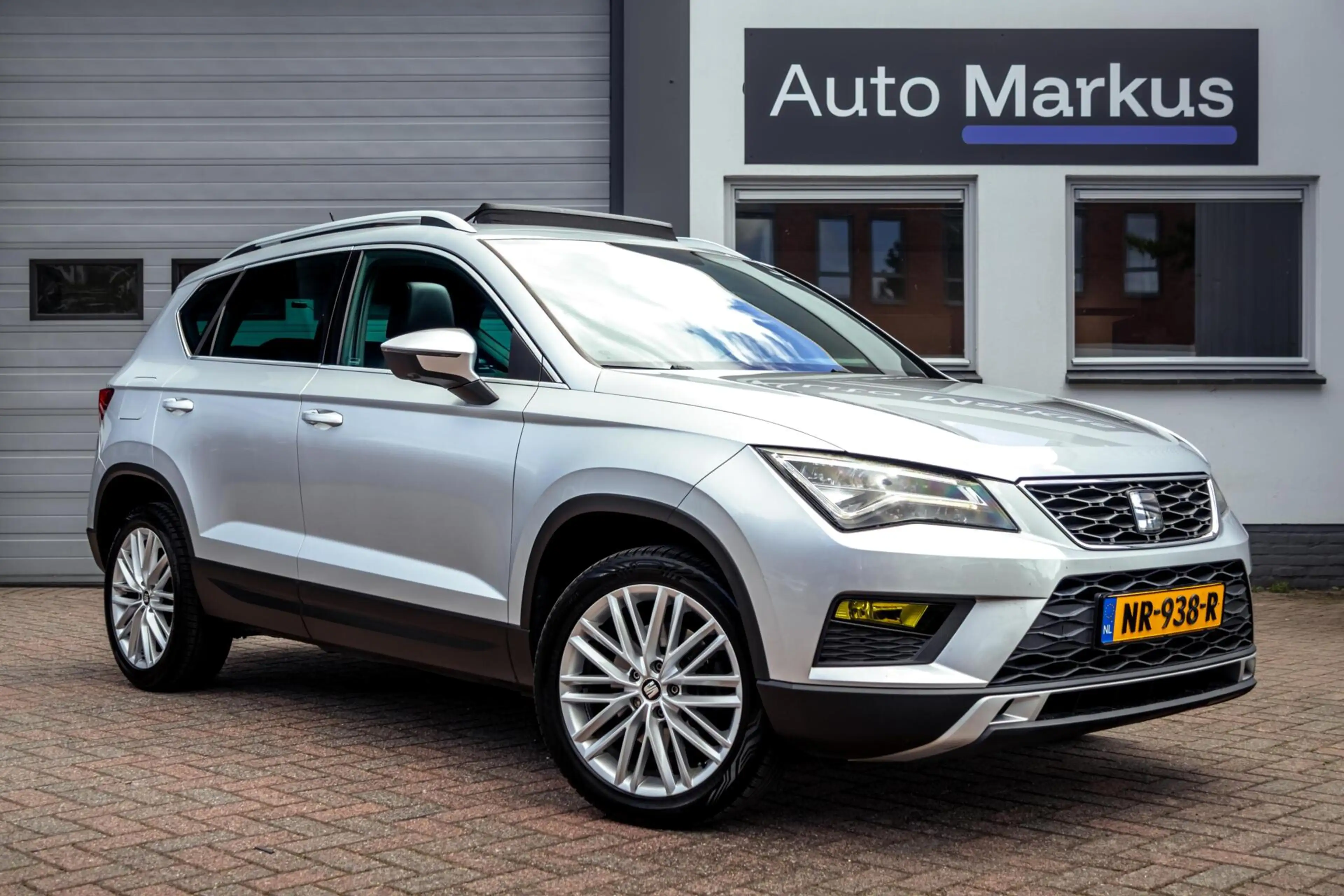 SEAT Ateca 1.4 EcoTSI Xcellence|Pano|Keyless|Trekhaak|Camera|