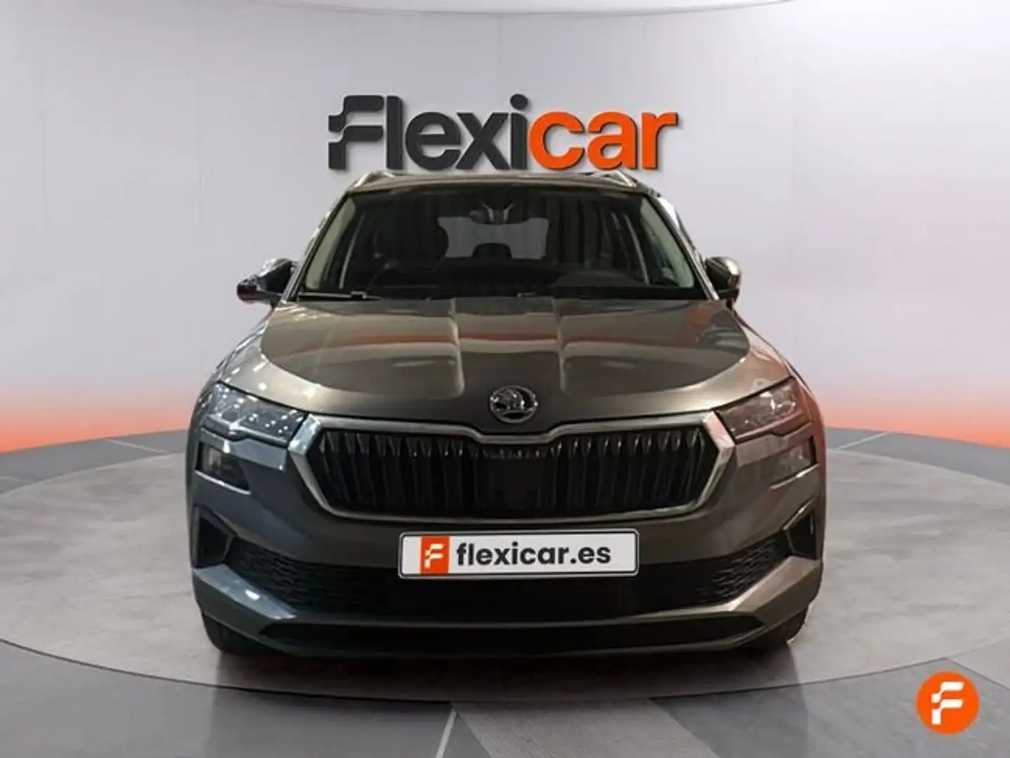 Skoda Karoq 1.5 TSI Selection ACT DSG 110KW Gris - 2