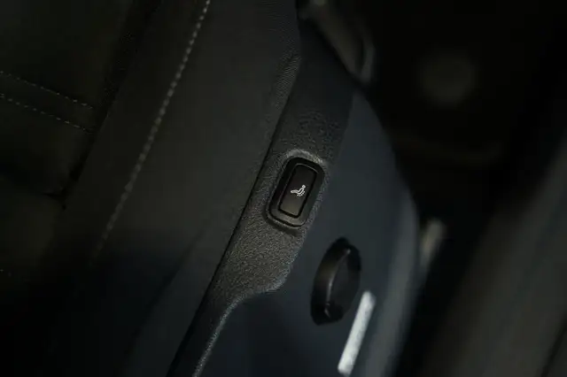 Volkswagen Touran view 16