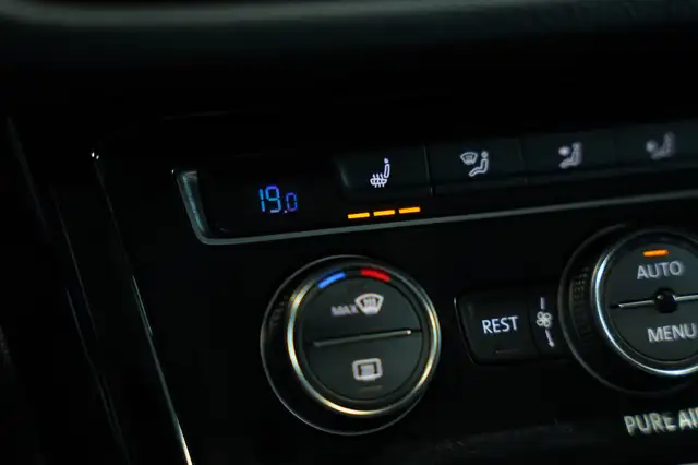 Volkswagen Touran view 27
