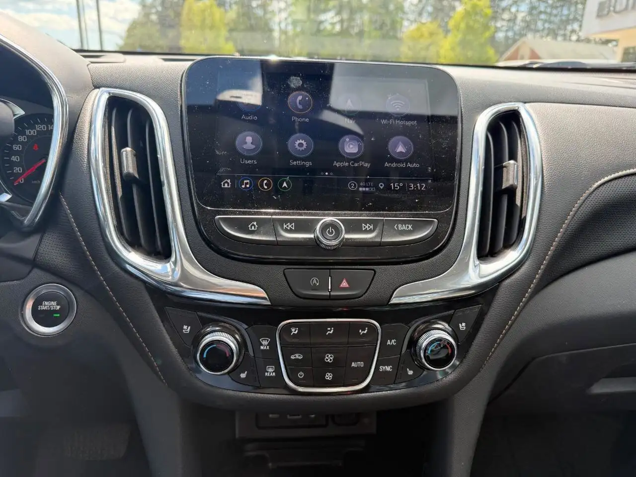 Chevrolet Equinox снимка Chevrolet Equinox